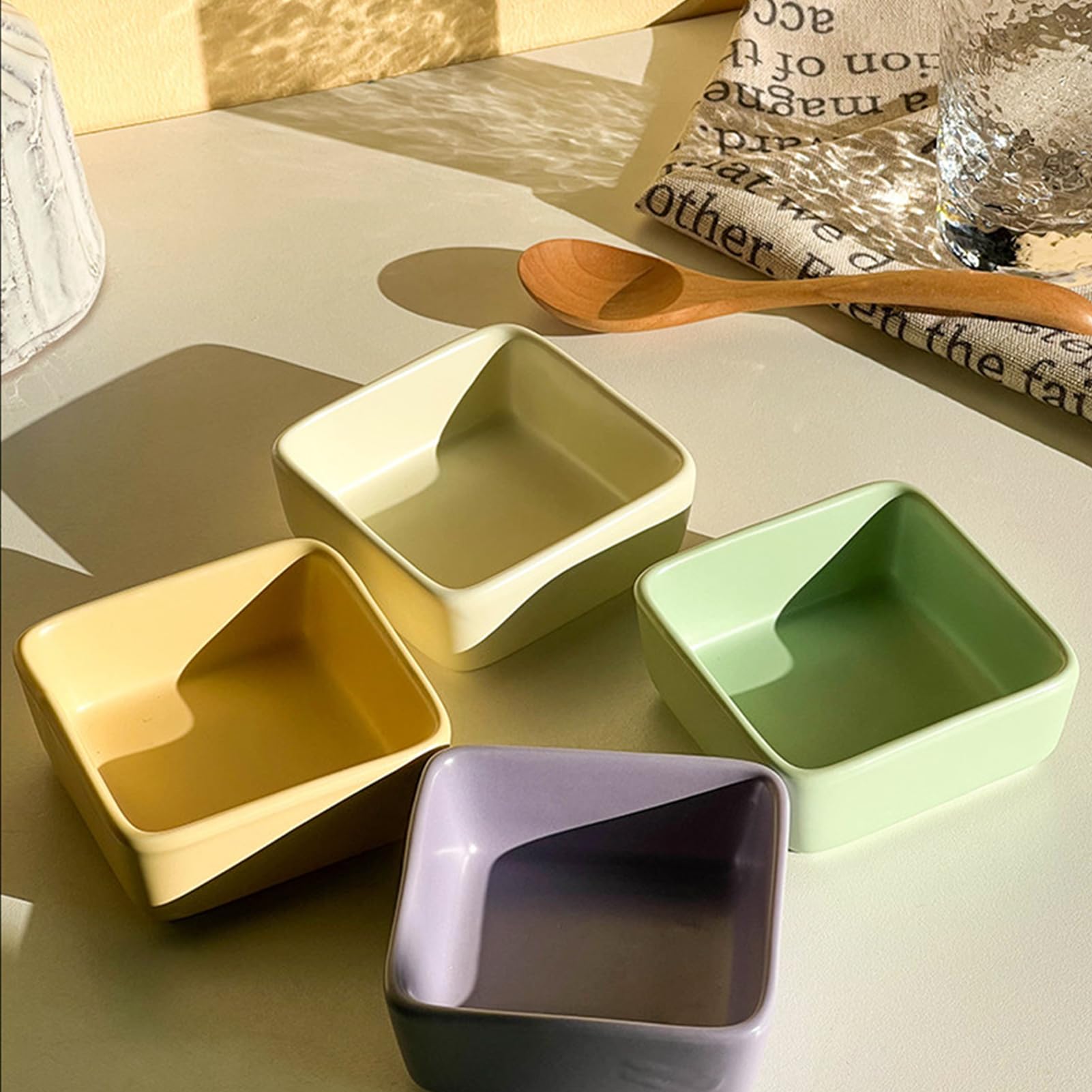 Dxcaicc Pastell Quadrat 4 Stück Keramik-Dippingschalen Set Aus 4 Kleinen Servierschalen in Weicher Matter Farbe, in Mehreren Farben Erhältlich Für Sojasauce, Dessert,Creamy Yellow