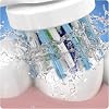 Cabezales de cepillo de dientes Oral-B CrossAction paquete de 8 repuestos para cepillo de dientes eléctrico recargable, paquete tamaño buzón 8 piezas (paquete de 1) 7