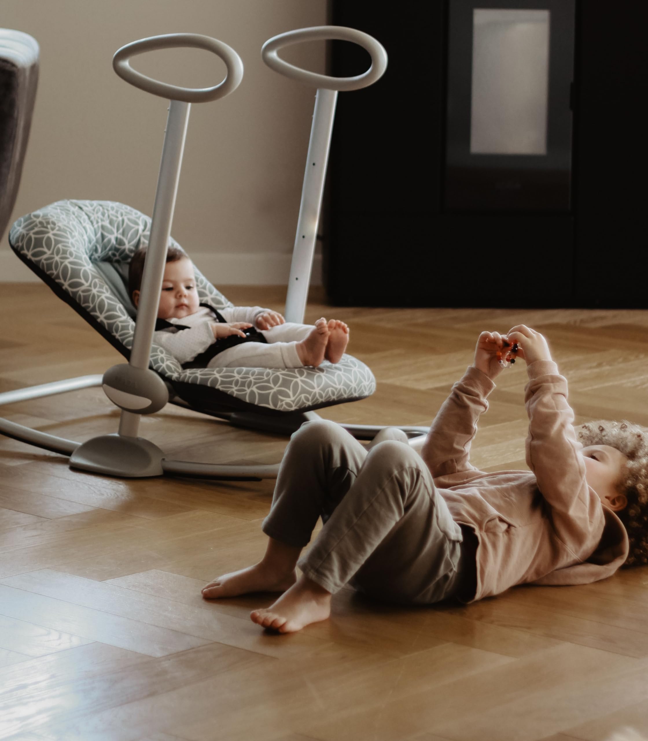 BÉABA, Transat Up & Down IV, Transat Réglable en Hauteur, Unisexe pour Bébé et Enfants, 3 Positions d'Inclinaison, Harnais Sécurité 5 Points, Réducteur de Naissance, Leaves