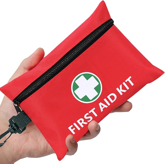 Mini Trousse de premiers soins - 147 Petit kit de premiers soins, avec boucle rotative Idéal pour les voitures, écoles, sports, maisons, voyage, camping, randonnée