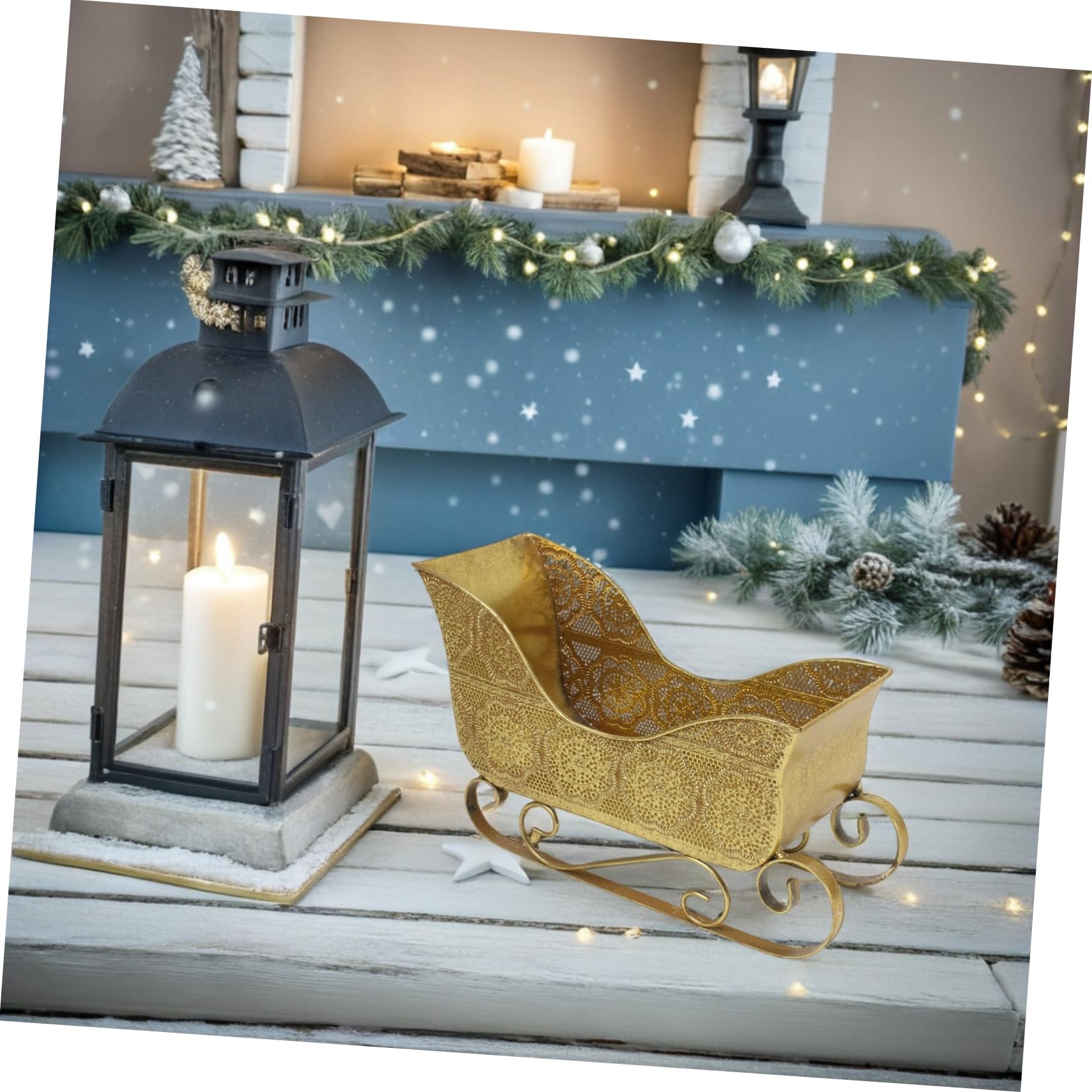 Weihnachtliche Metall Schlittendekoration in Gold Kleiner Stabiler Tischschlitten als Snackhalter für Regal und Festliche Winter Dekoration