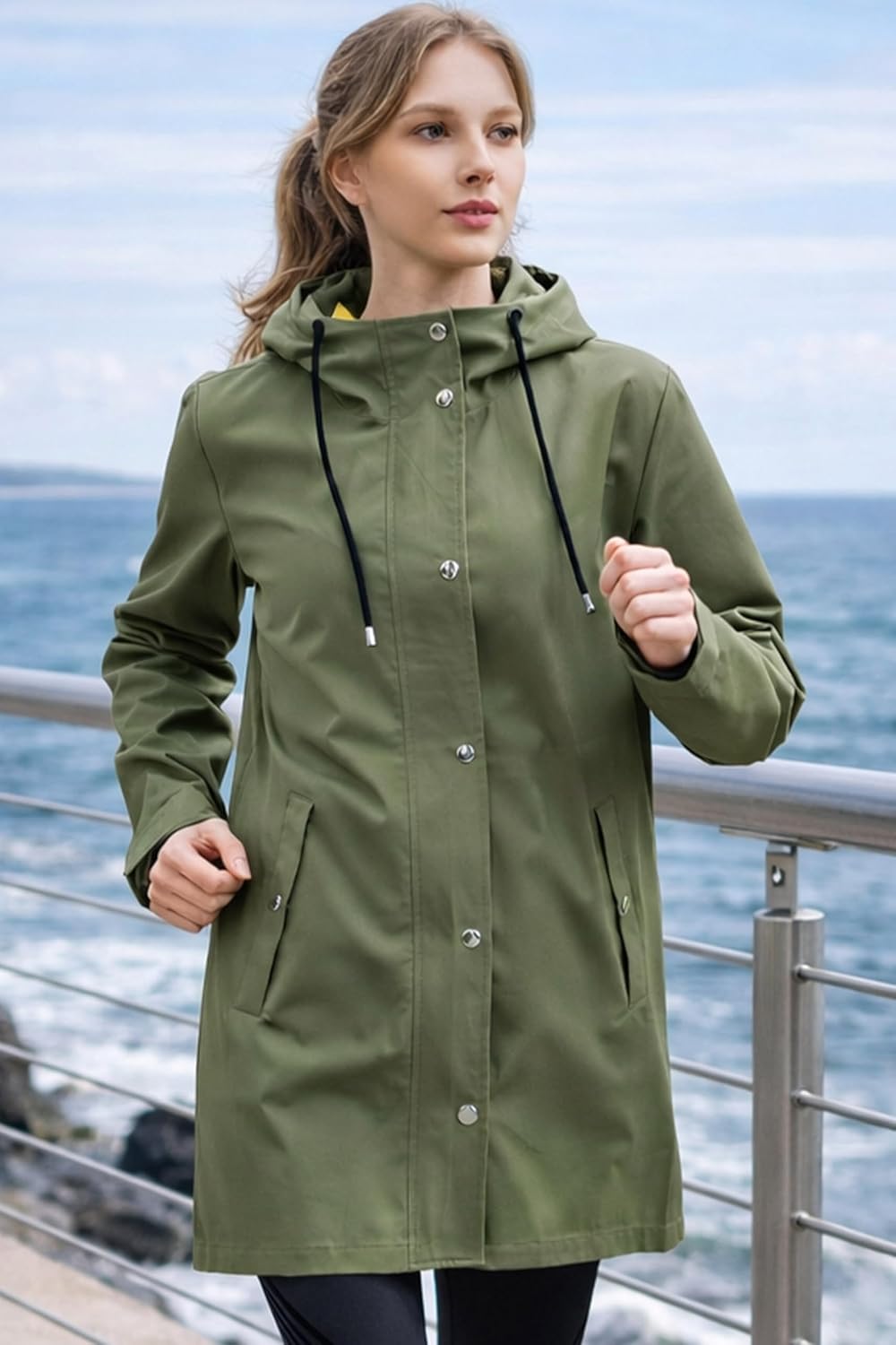 Orolay CHIIONE Women Waterproof Rain Jacket Lightweight Packable Raincoat Hooded Windbreaker for Travel Hiking, Loose Fit