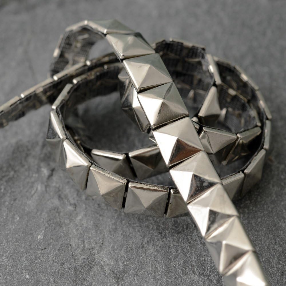 Hot Fix Pyramid Stud Nailhead Trim, Metal Iron-on Nailhead Trim by 1-Yard, 10mm(3/8''), Silver, TR-11013