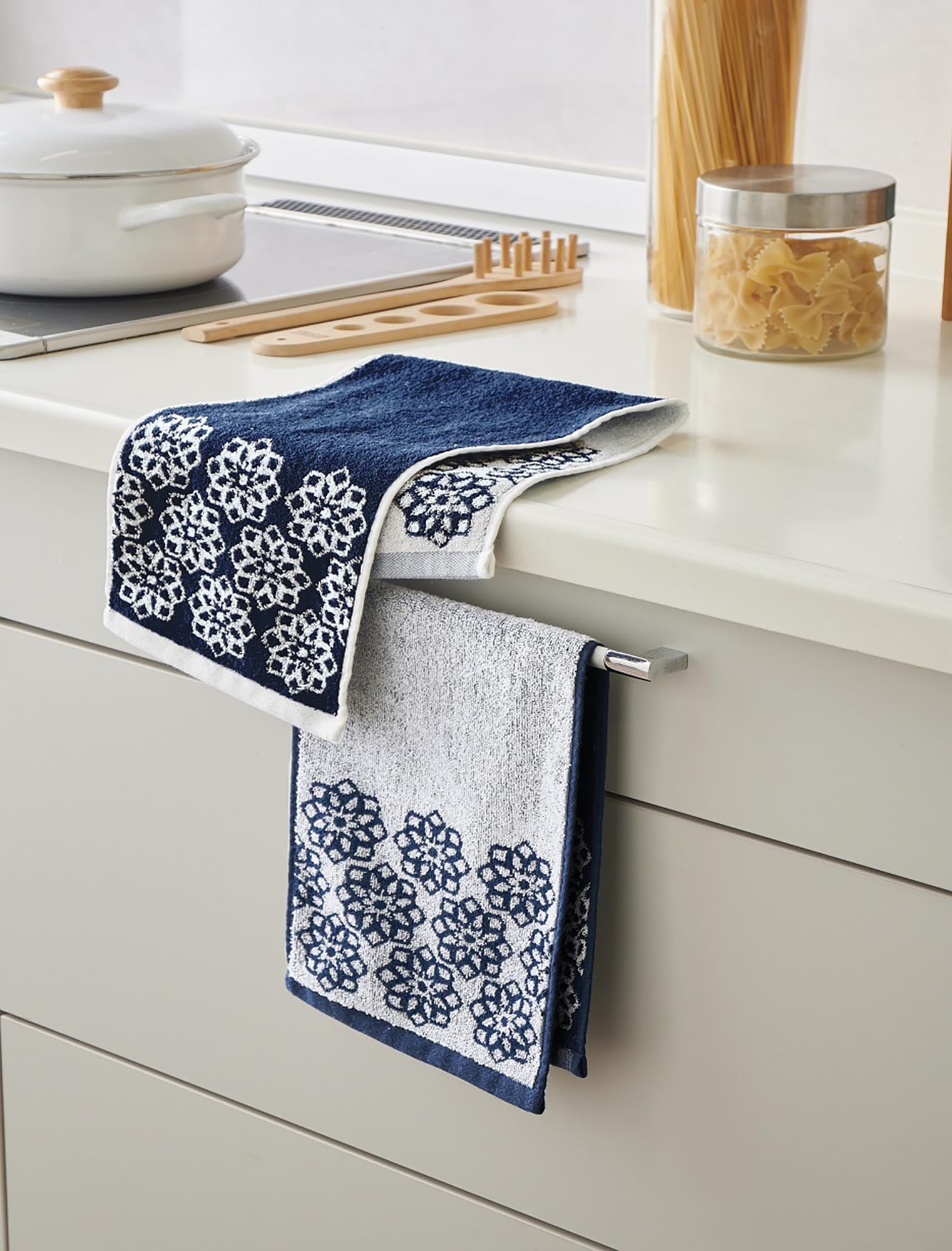 Amazon｜Kosugizen スリムフェイスタオル コンパクトおてふきタオル