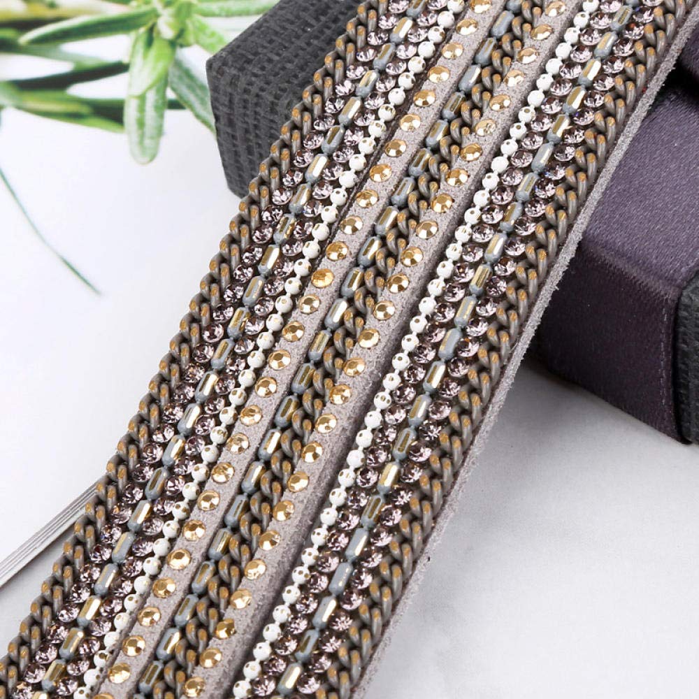 Lederarmband für Frauen, mehrschichtiges Vintage Lederarmband Schwarzes Mode Temperament Hand eingelegt