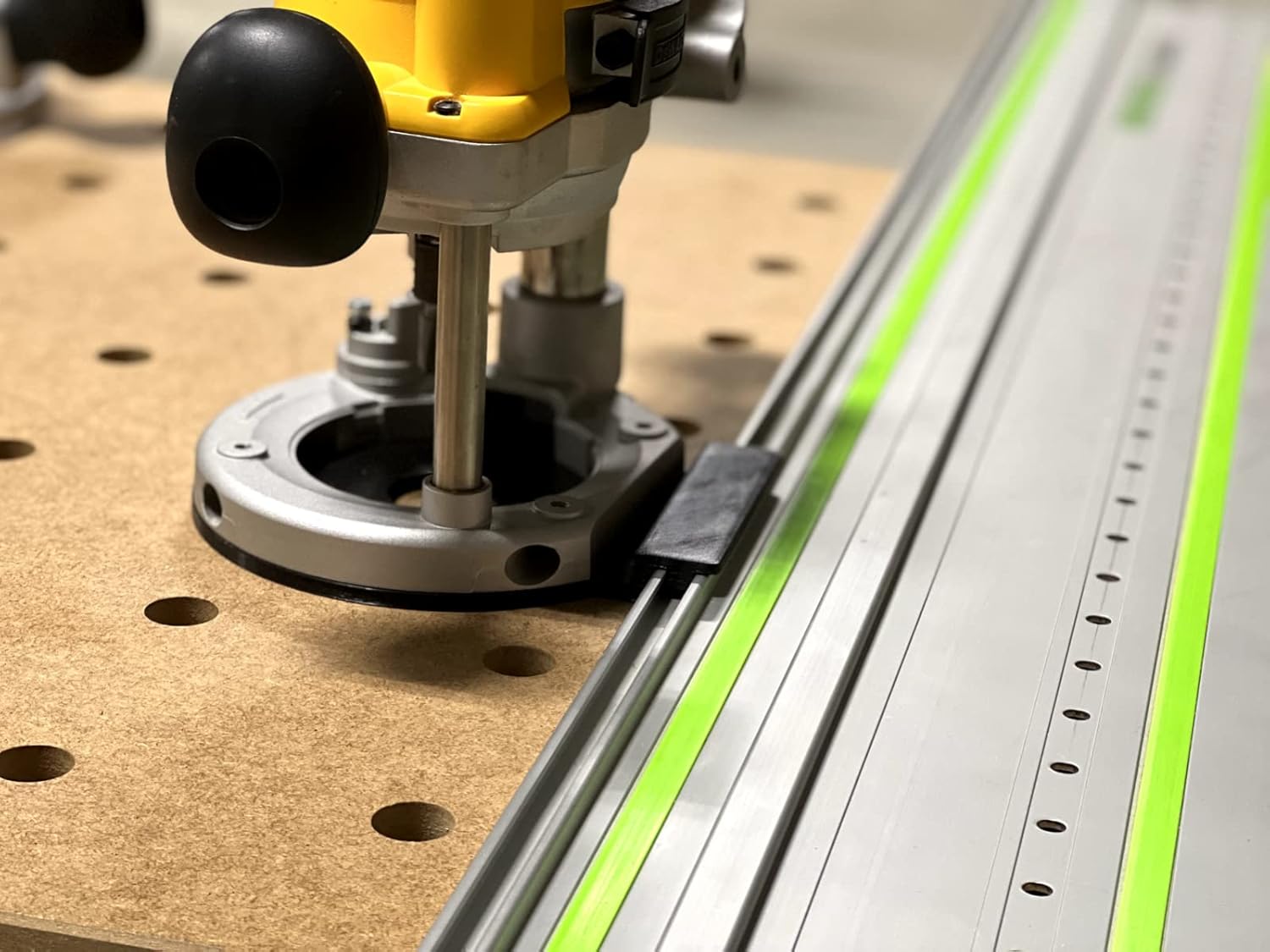 ToolCurve Guide Rail Adapter Compatible with Dewalt 618 Plunge Router