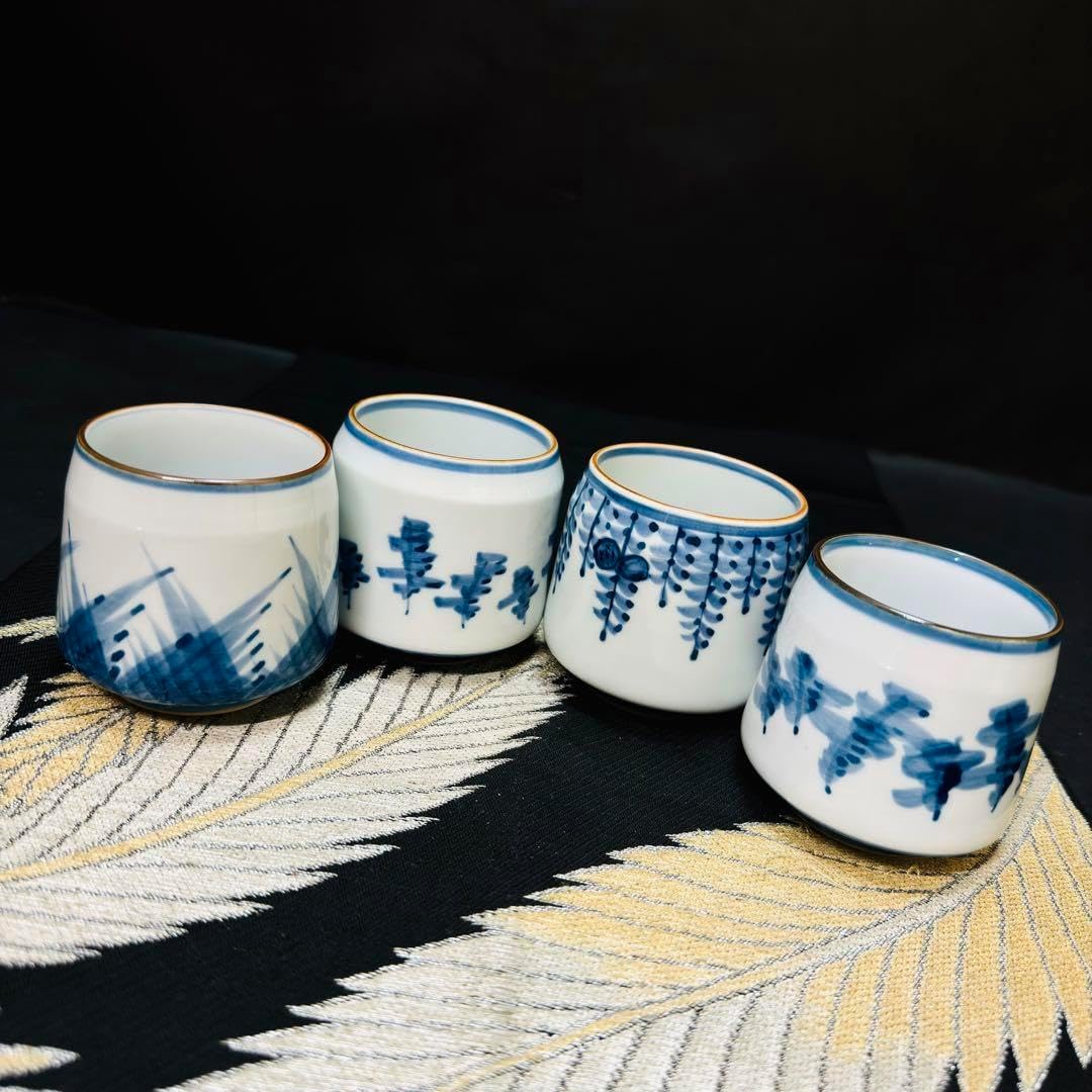 源右衛門窯　松竹梅湯呑み 楽天市場】【有田焼】【源右衛門窯】 古染風松竹梅湯呑（3ヶ組