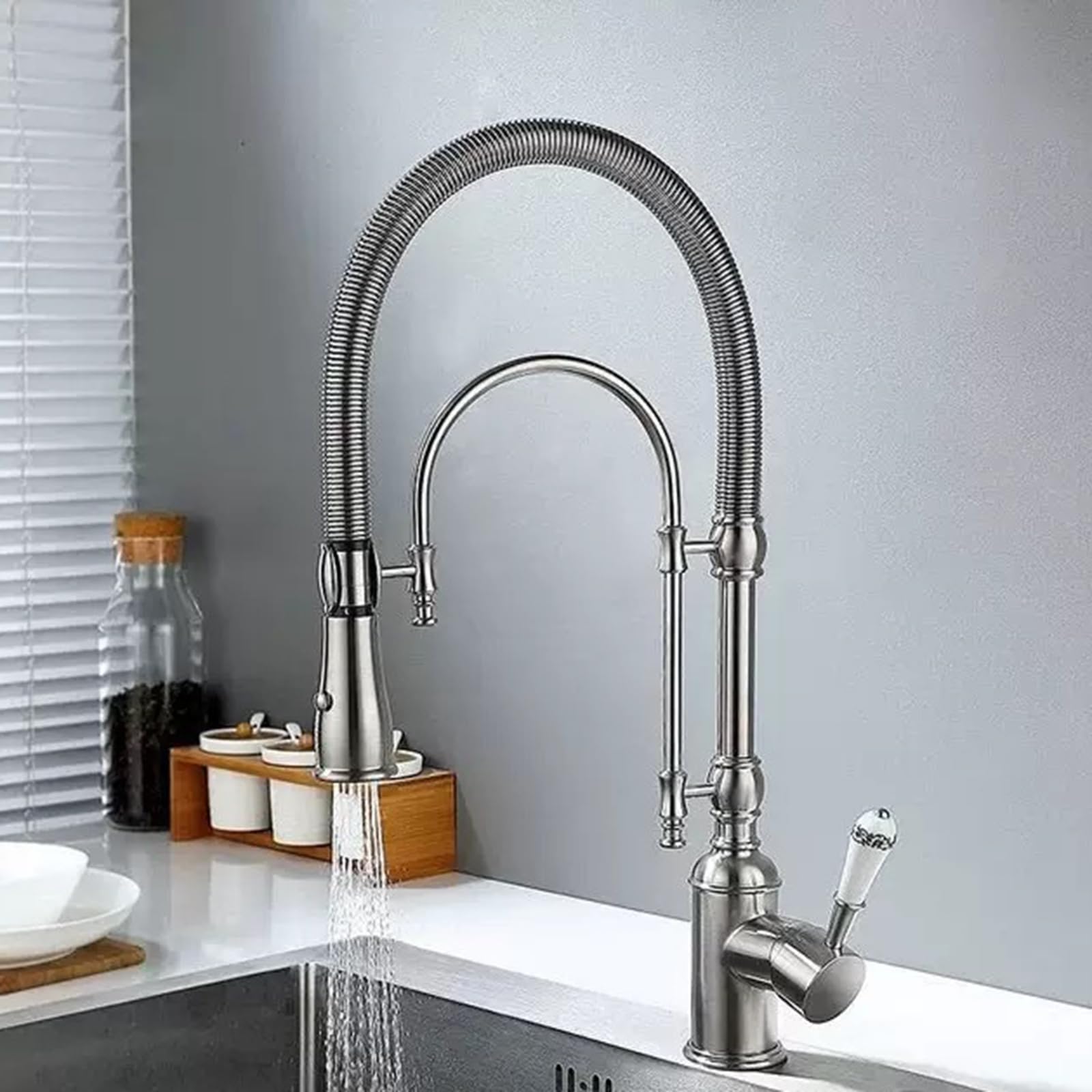 ZYCHSJXA Kitchen Tap Spring Removable Sprayer Hot and Cold Water 360° Rotation Flexible Spout Brass-Brushed