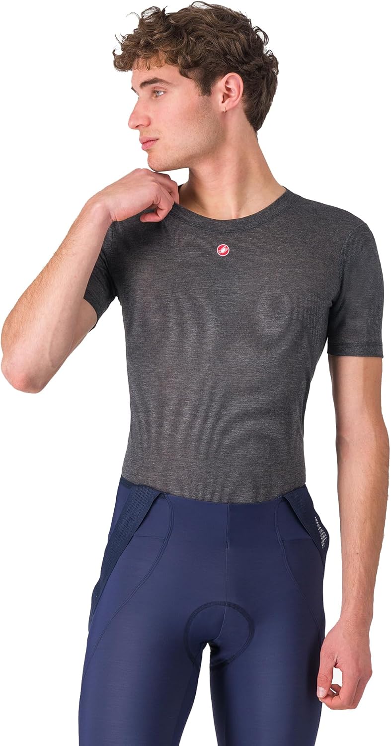 CASTELLI Men’s Medio Short Sleeve Baselayer, Breathable Moisture-Wicking Insulated Cycling & Biking Apparel for Mild Weather