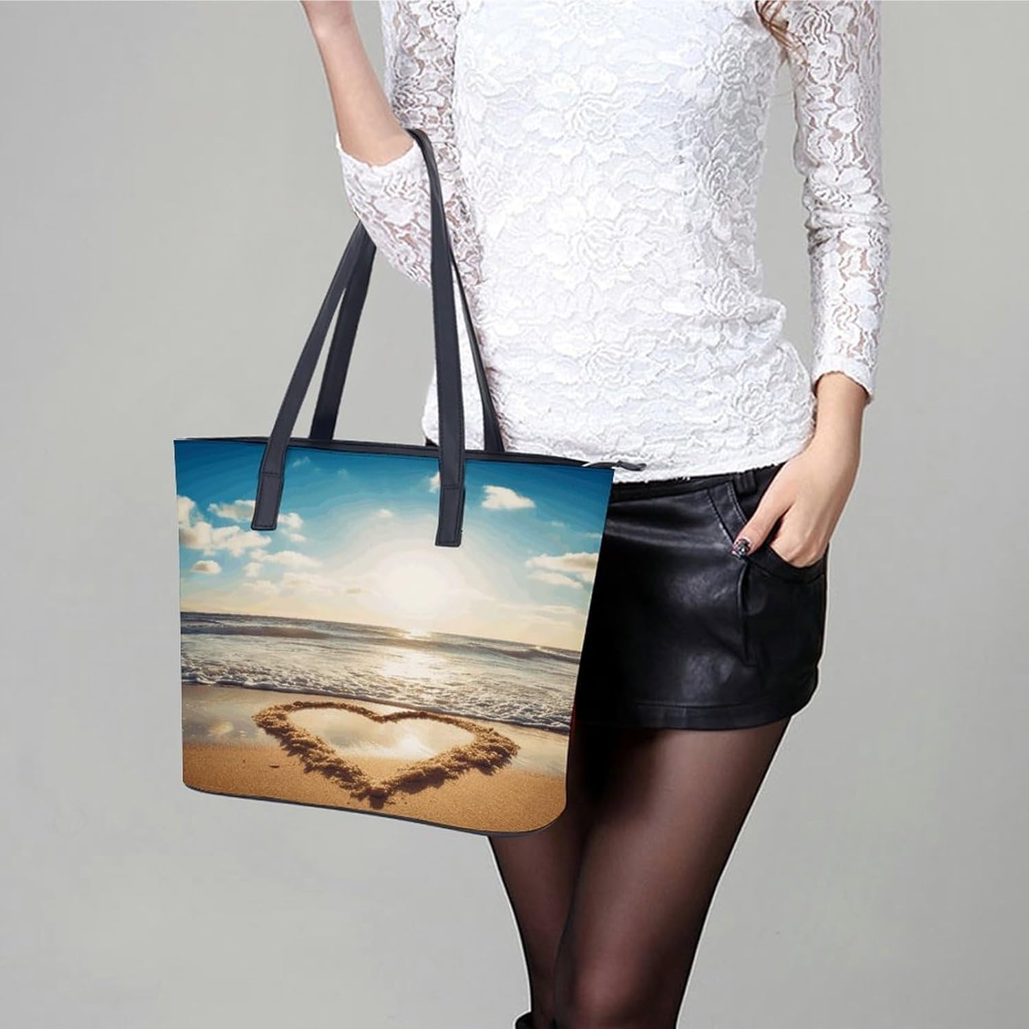 Heart Shape Romantic Beach Tote Bag for Women Top Handle Large Size Satchel Purse Ladies Chic Shoulder Bag Aesthetic Leather Shoulder Handbag for Work Travel Cute Casual Message Bags