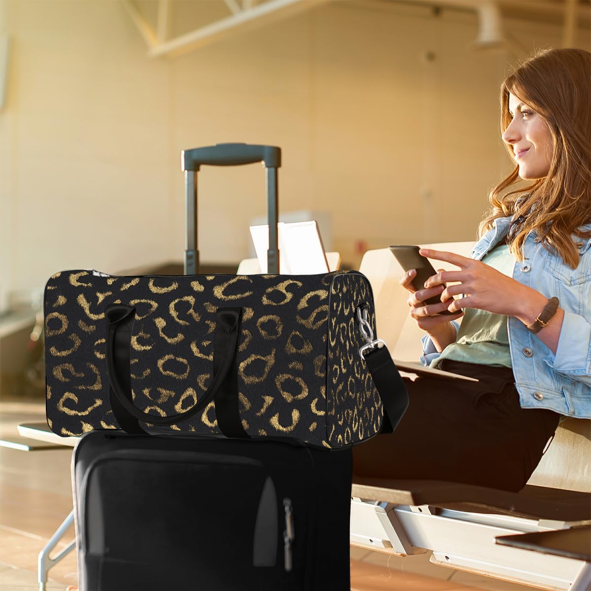 Pardick Travel Duffel Bag for Women Men Black Gold Leopard Cheetah Sport Gym Tote Bag Lightweight Weekender Overnight Bag Workout Bag Waterproof Foldable Carry on Luggage Handbag for Traveling Yoge
