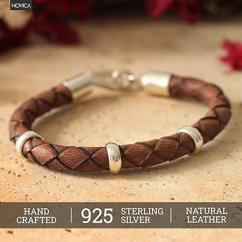 Miniatura 4 de NOVICA - Pulsera de piel marrón y plata de ley 925 Chankas Warrior 83in