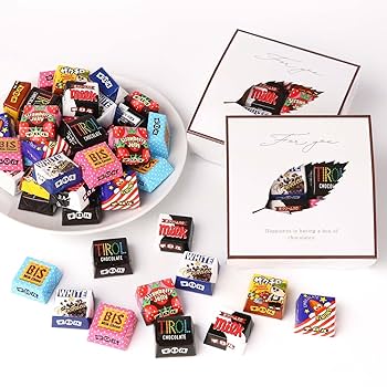 【茸】チロルチョコの模型2.5cm200個 3cm50個 茸】チロルチョコの模型2.5cm200個 3cm50個 茸様専用