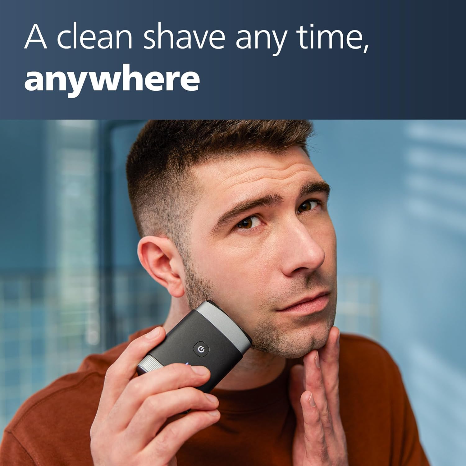 Philips Norelco Portable Shaver, On-The-Go Wet and Dry Electric Shaver, ComfortCut Blade System, 3D Floating Heads, Compact Design, Powerful Battery, Model PQ888/81