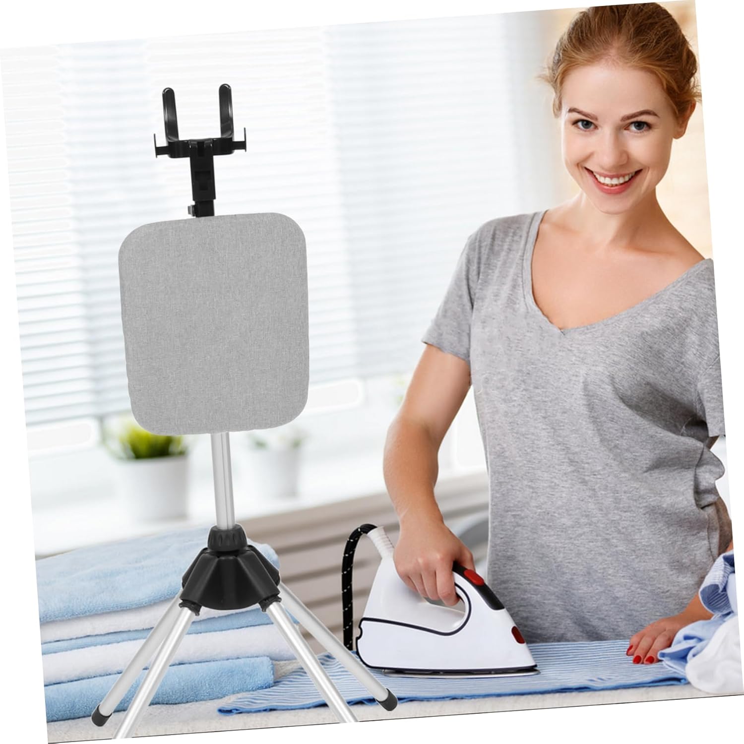 PRETYZOOM Standing Hanger with Collapsible Steamer Rack Foldable Garment Rack for Efficient Ironing Space-Saving Design for Coats Clothes and Pants Height