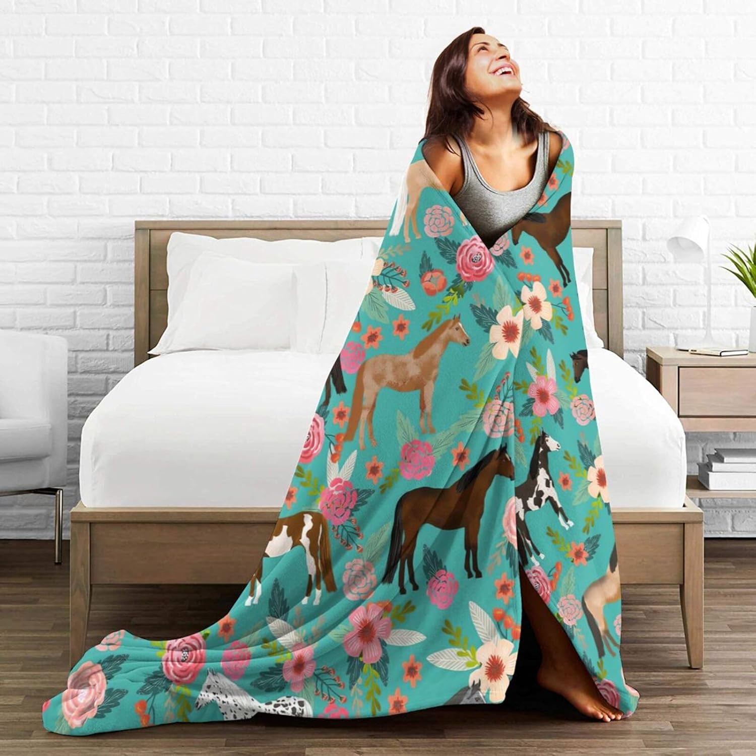 Popular Horses Floral Horse Breeds Farm Animal Pets Flowers Ultra-Soft Micro Fleece Blanket Air Conditioning Quilt for Women Colder Weathwe,Comfy Warm Flannel Fleece Throw Blanket for Sofa 80"X60"