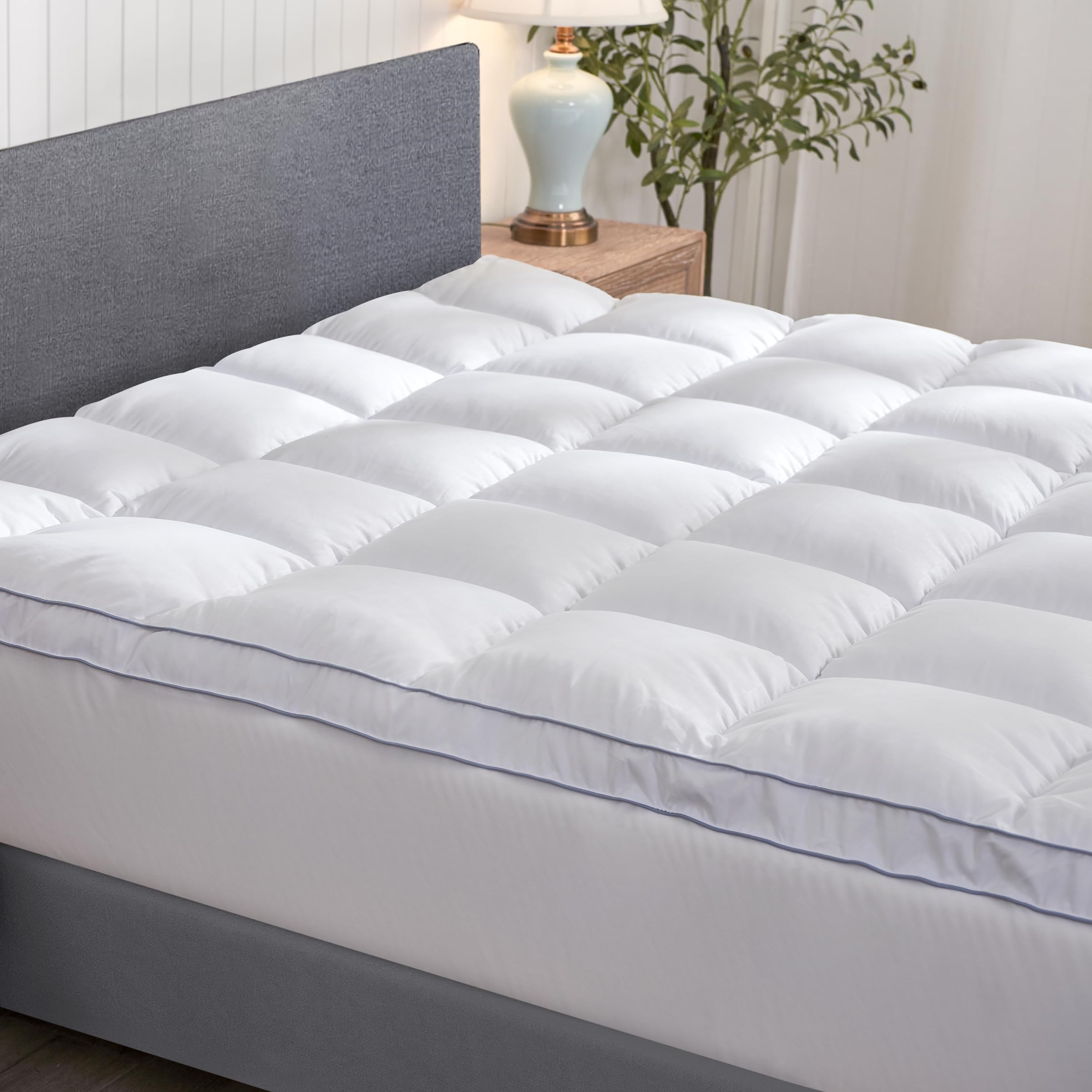 CHUN YIQueen Mattress Topper, Extra Thick Mattress Pad Cover for Back Pain, Plush Soft 1000 GSM Down Alternative Overfilled Pillow Top Mattress Topper with Elastic Deep PocketOEKO-TEX STANDARD 100