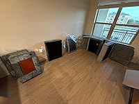 Review Image by Raymond Hao