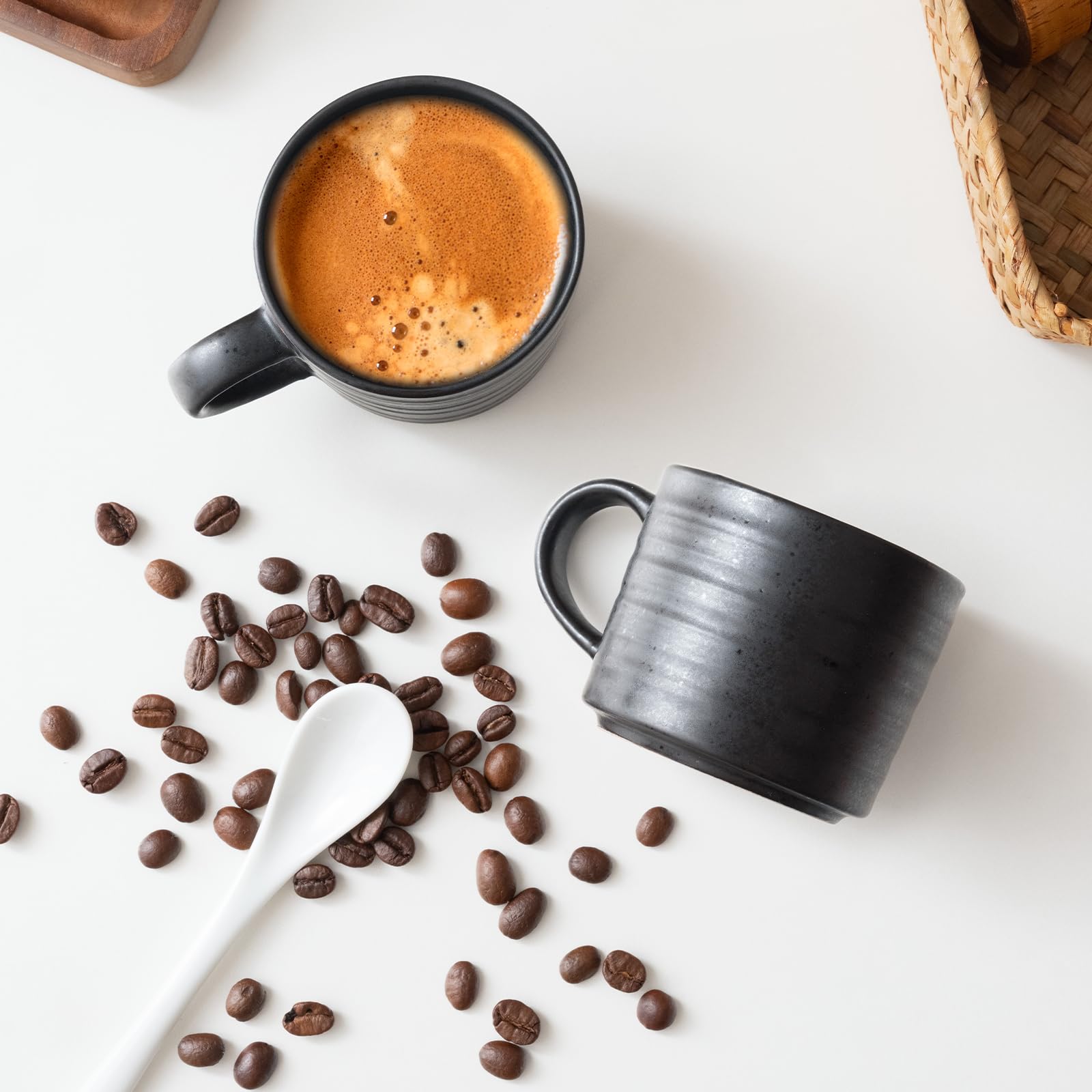 Cappuccino Tassen Set 6 x 140ml Kaffeeservice Steingut, 12 teiliges Kaffeeset für 6 Personen, Tassen mit Untertasse Kaffeetassen Set Edle Beinhaltet Kaffeelöffe Vintage Schwarz
