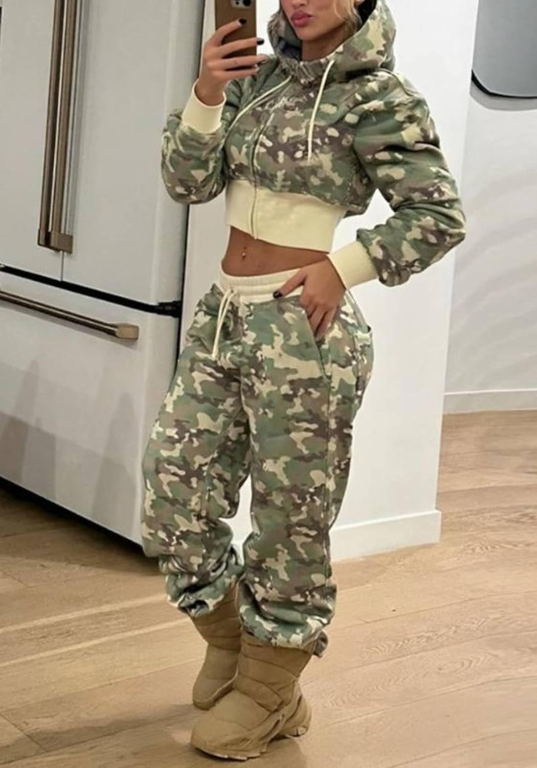 Womens 2 Piece Camo Sweatsuit Set Camouflage Crop Zip Up Hoodie Sweatshirt Y2k Wide Leg Sweatpants Track Suits