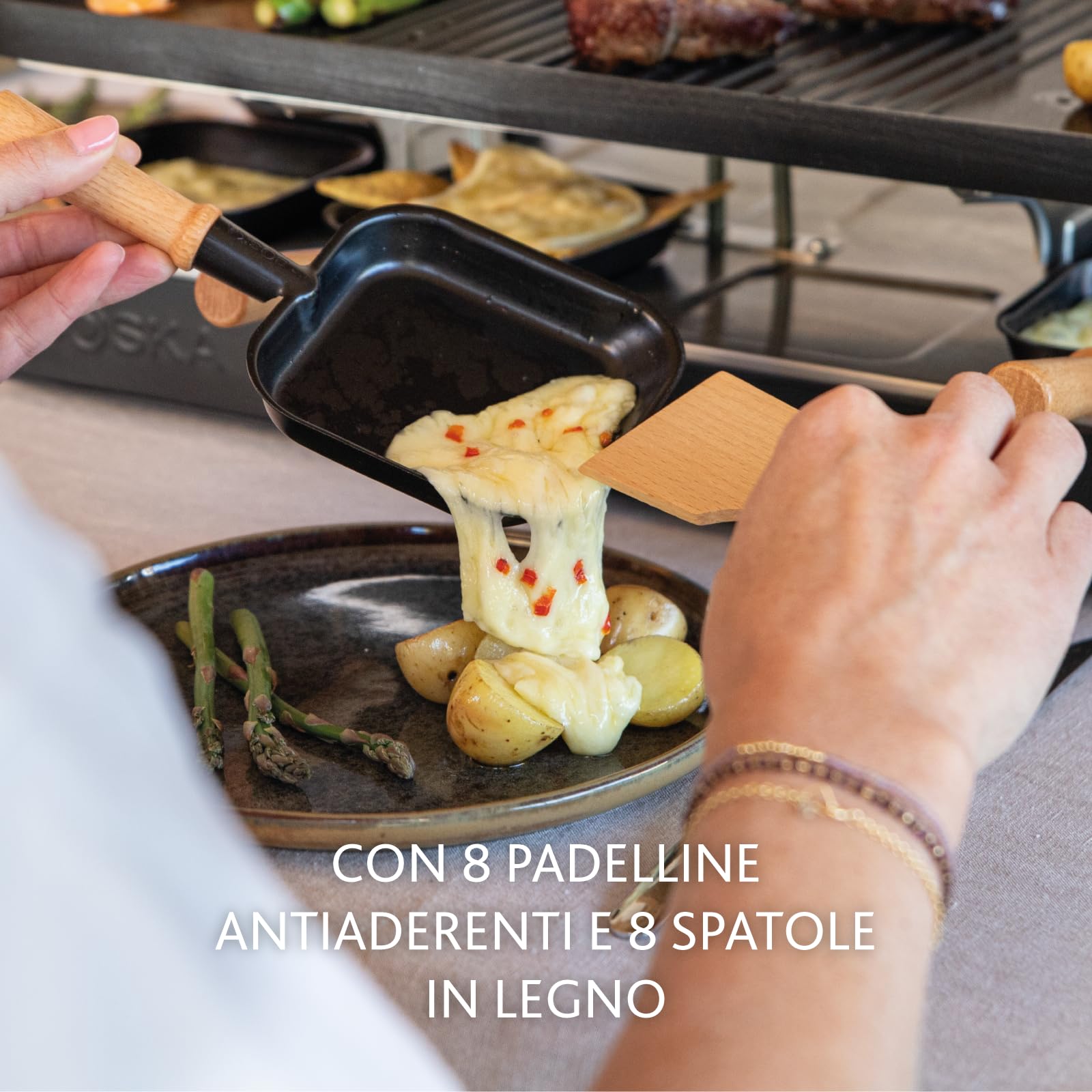 Boska Raclette Party – Griglia da tavolo per 8 persone – Senza PFAS – Piastra in ceramica – Manici in legno di faggio – Piastra in alluminio reversibile – Nero