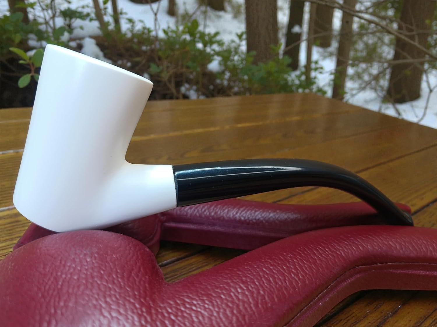 Block Meerschaum Pure Line Pipe with Carved Linear Design, White, 129mm Length, Fitted Case Included
