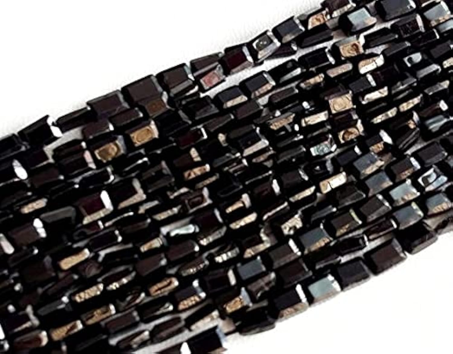Perles de spinelle noire pour fabriquer vos colliers élégants du quotidien de 5x6 mm