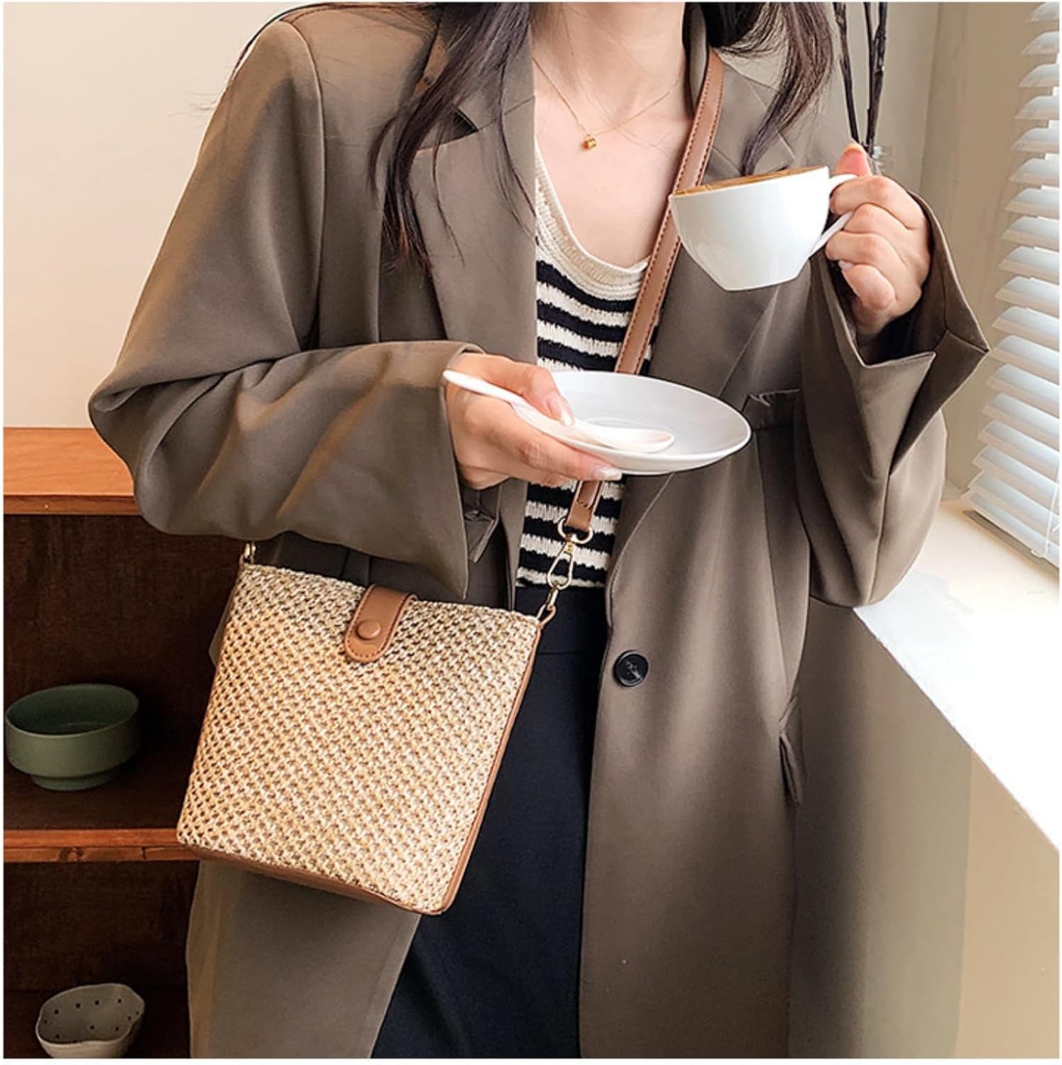 Straw Crossbody Bags Women Summer Woven Bucket Handbag Resort Trendy Shoulder Tote 2025 Beach Purse - Image 3