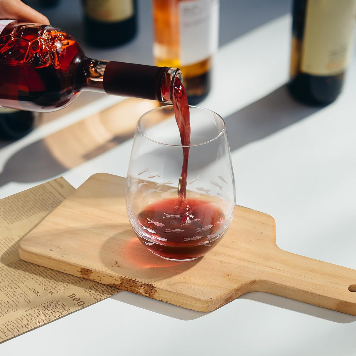 Joeyan Etched Stemless Wine Glasses,Hand Blown Drinking Glass Cups Wine Tumbler with Fish School Patterns,Carved Large Cocktail Whiskey Glasses,Gift for Party Wedding,17.5 oz,Dishwasher Safe - Image 5