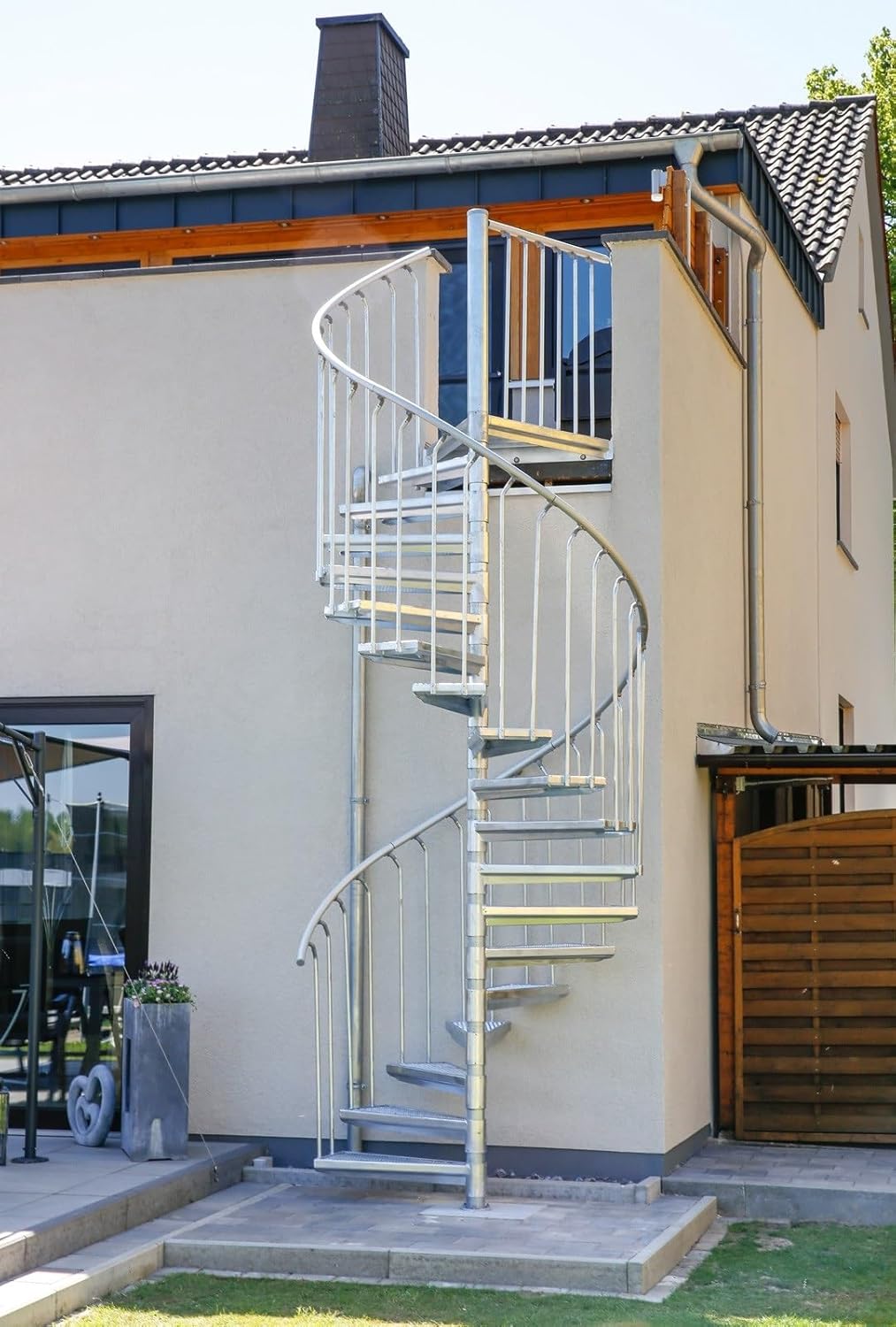 German Outdoor Spiral Staircase, Hot-dip Galvanized Heavy Duty ...
