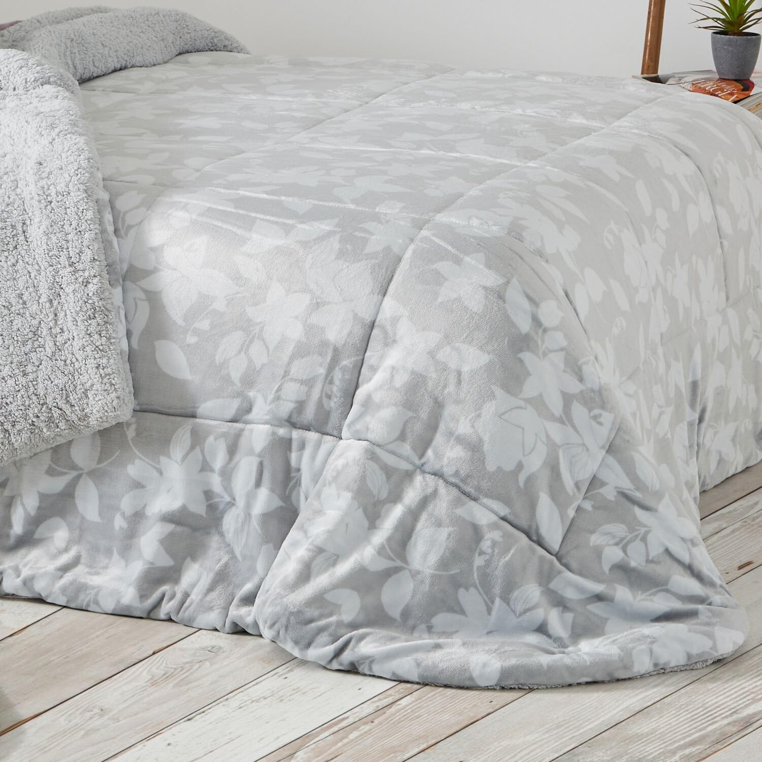 Burrito Blanco Edredón Nórdico Gris y Blanco | Edredón para Cama 90 (+ Medidas Disponibles) | Borreguillo | Invierno con Tacto Suave | Colcha de Invierno | Diseño de Hojas