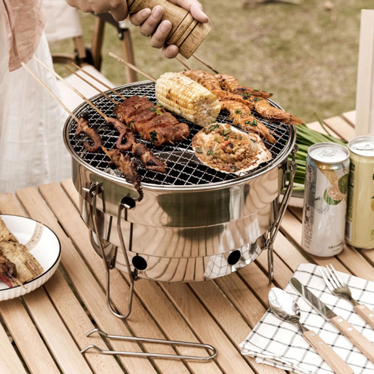 TEHAUX Barbecue Alta a Portatile in Metallo Carbone e Inossidabile al Superficie Liscia Resistenza Calore per, Grigliate e Campeggio All'aperto