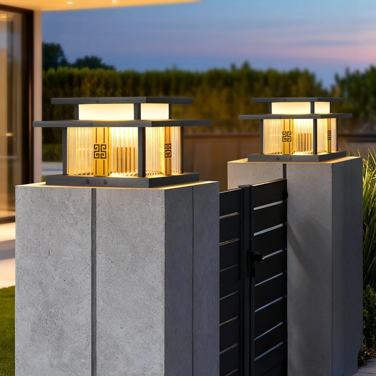 MADISH Solar Post Cap Light, Traditional Double Eave Outdoor Pillar Lamp, IP65 Waterproof Dusk To Dawn LED Fence Post Light, Glass Shade,Warm White For Patio,Garden,Driveway,Fits Wooden & Concrete Pos