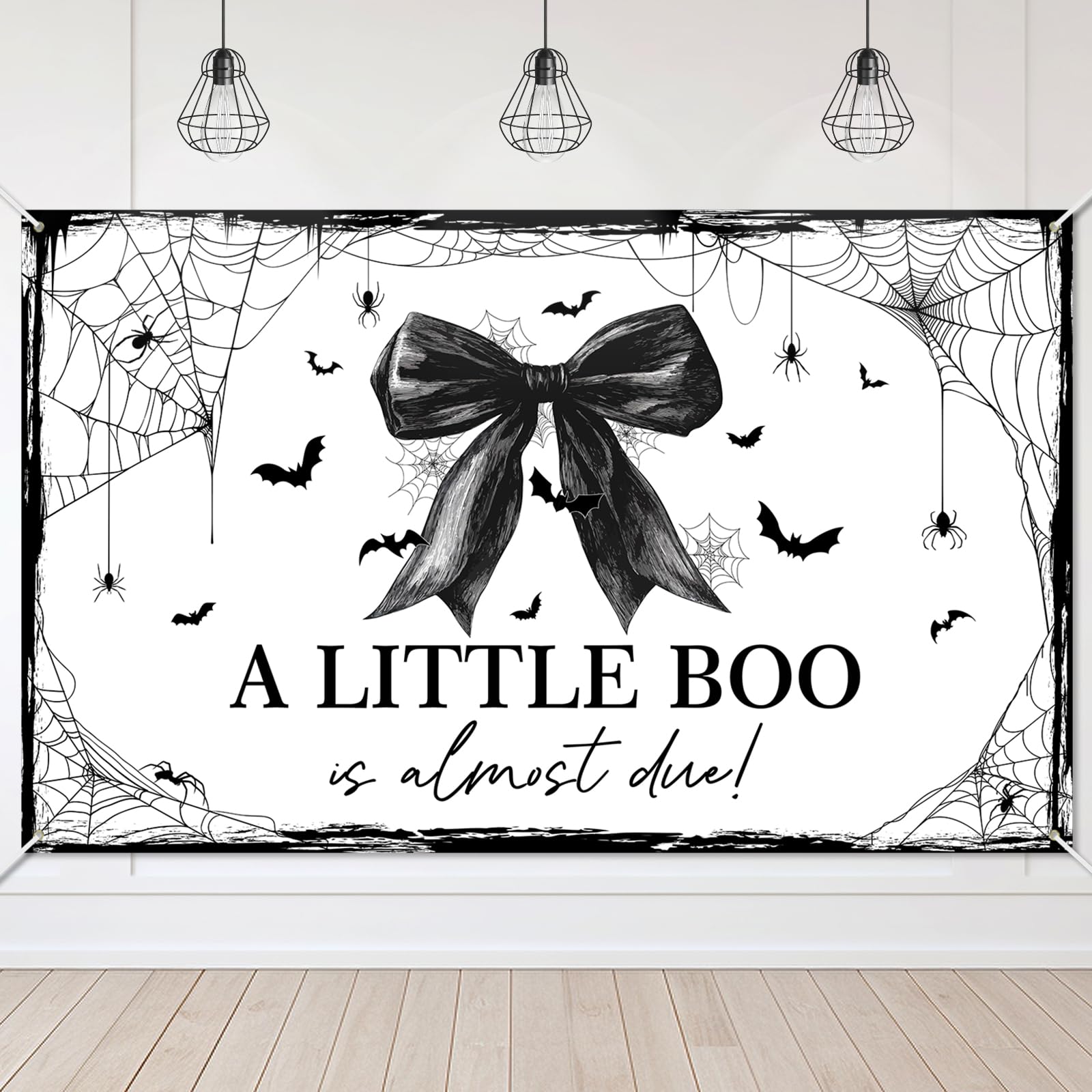 Bannière d'Halloween pour fête prénatale avec nœud blanc et noir « A Little Boo is Almost Due » - Toile d'araignée pour fille - Décorations de fête prénatale - 1,8 x 1,1 m