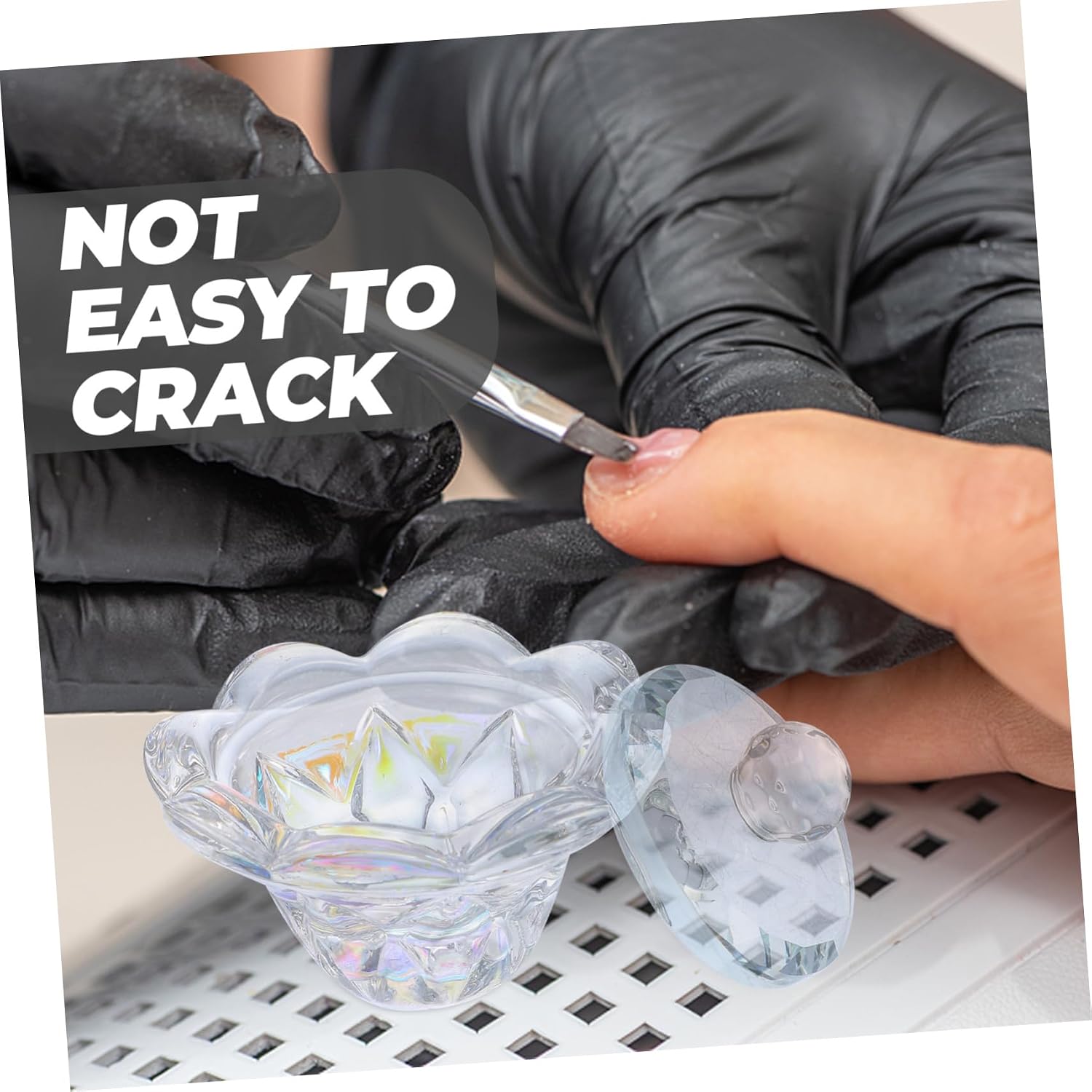 Crystal Nail Art Liquid Mixing Cup with Lid Durable Powder Mixing Bowl for Professionals and Home Use Unique Design Nail Cup for Manicure Enthusiasts