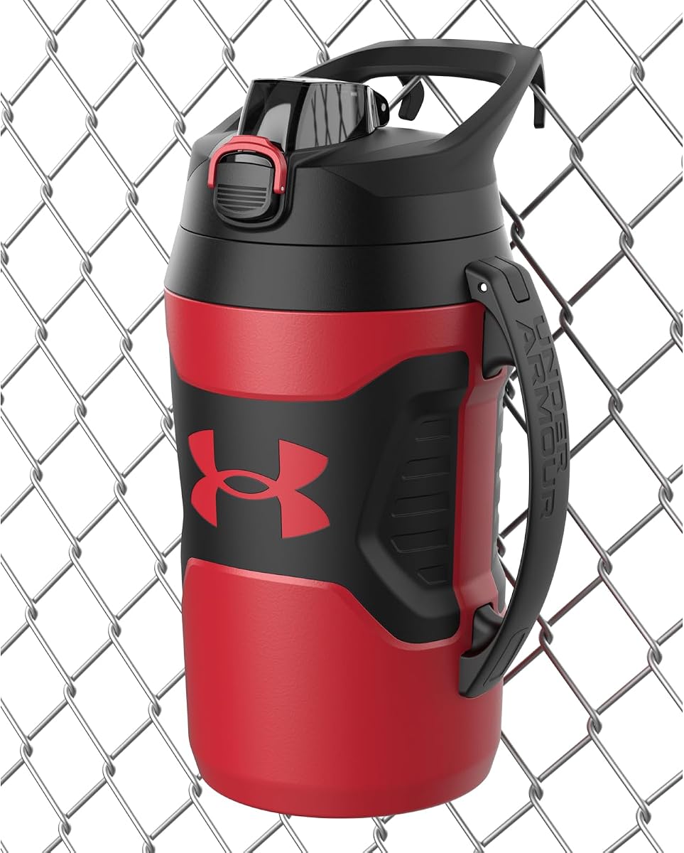 Under Armour Botella de agua aislada con asa y gancho para valla, jarra de agua deportiva de medio galón, resistente a fugas y sin BPA para béisbol, fútbol y gimnasio, rojo/negro, 64 oz