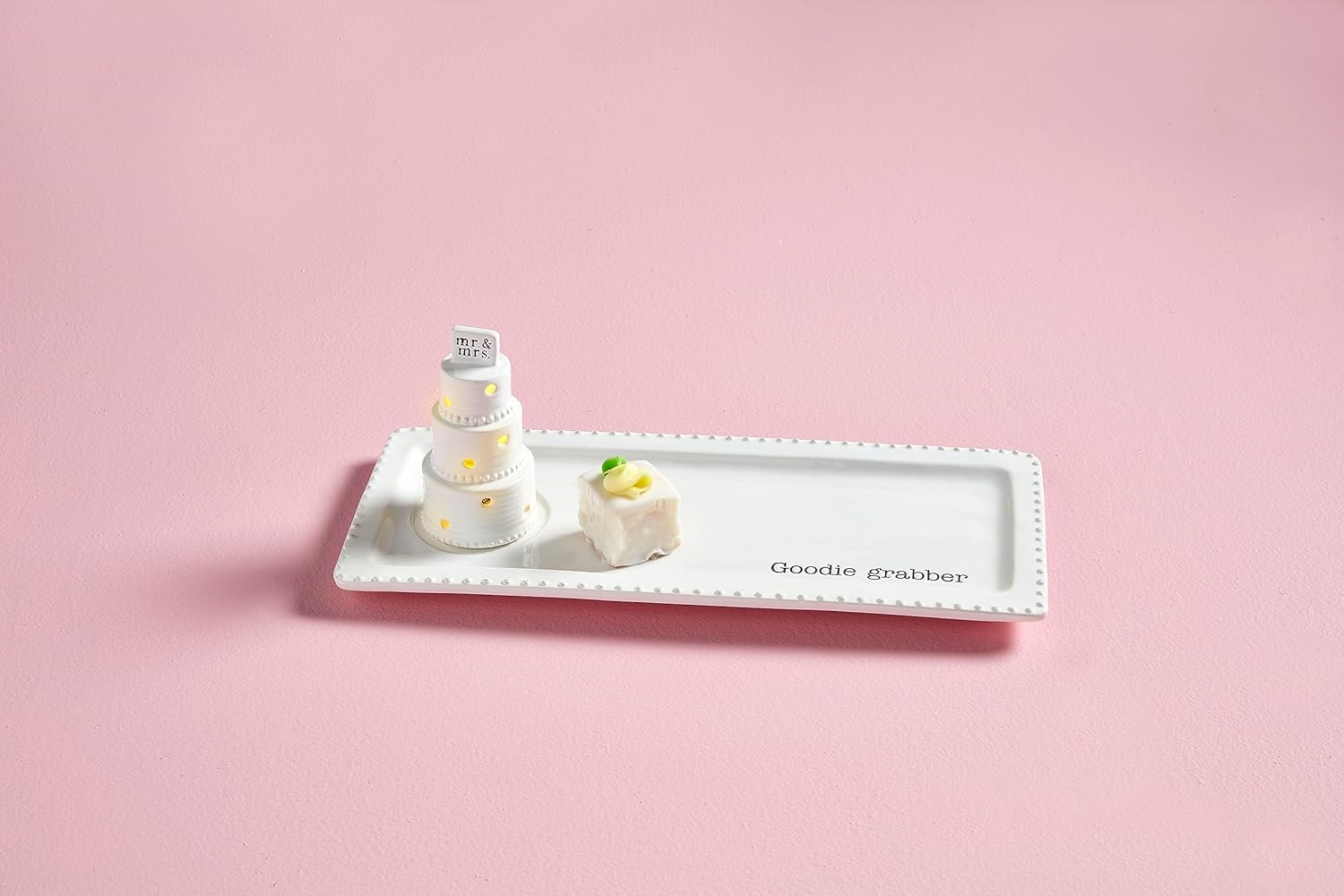 Mud Pie Light Up Sitter, Cake, 2 1/2" x 4 1/2