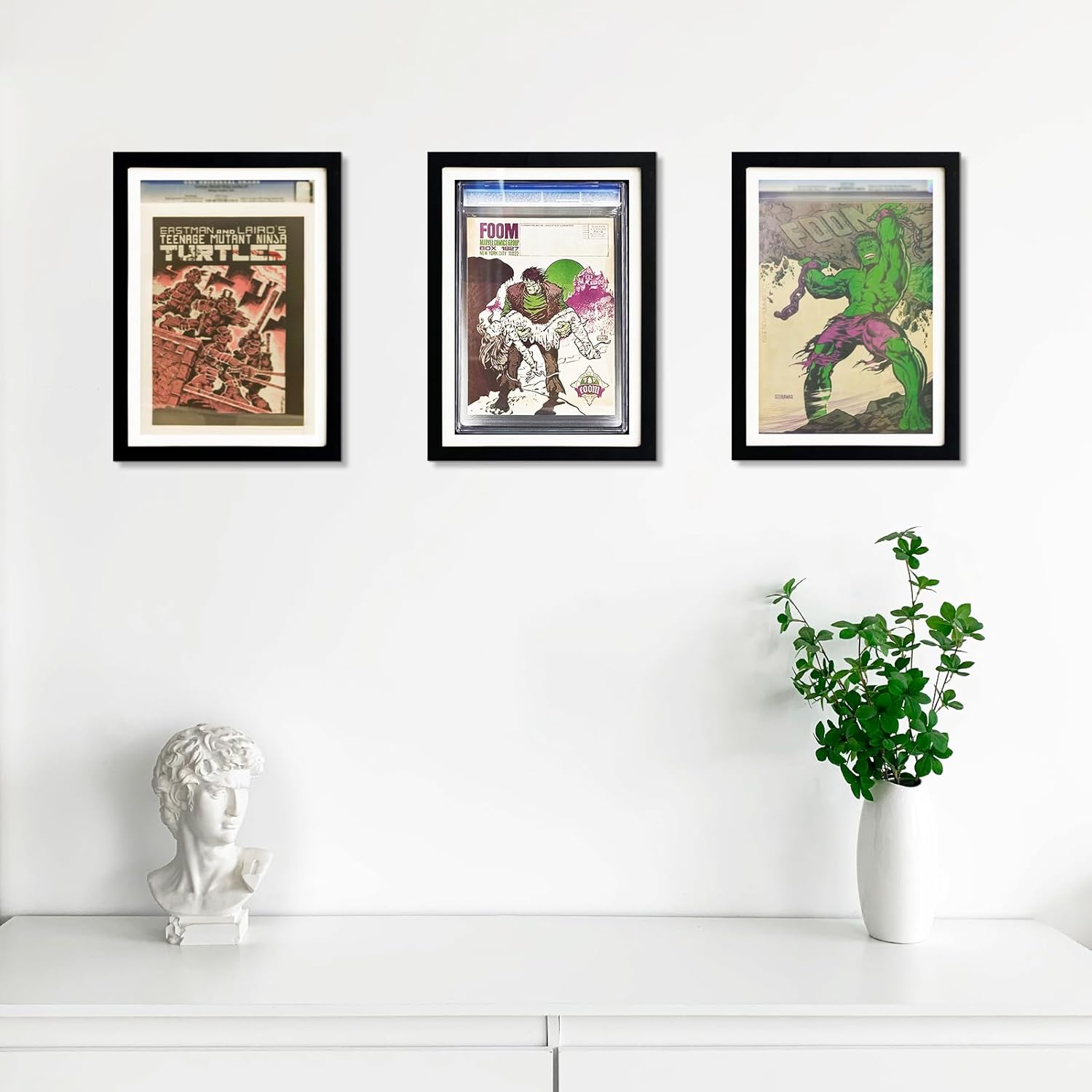 Single CGC Graded Magazine Frame,Graded magazine sized comic Frame,Solid Wood,Black solid moulding,White Mat (White mat)