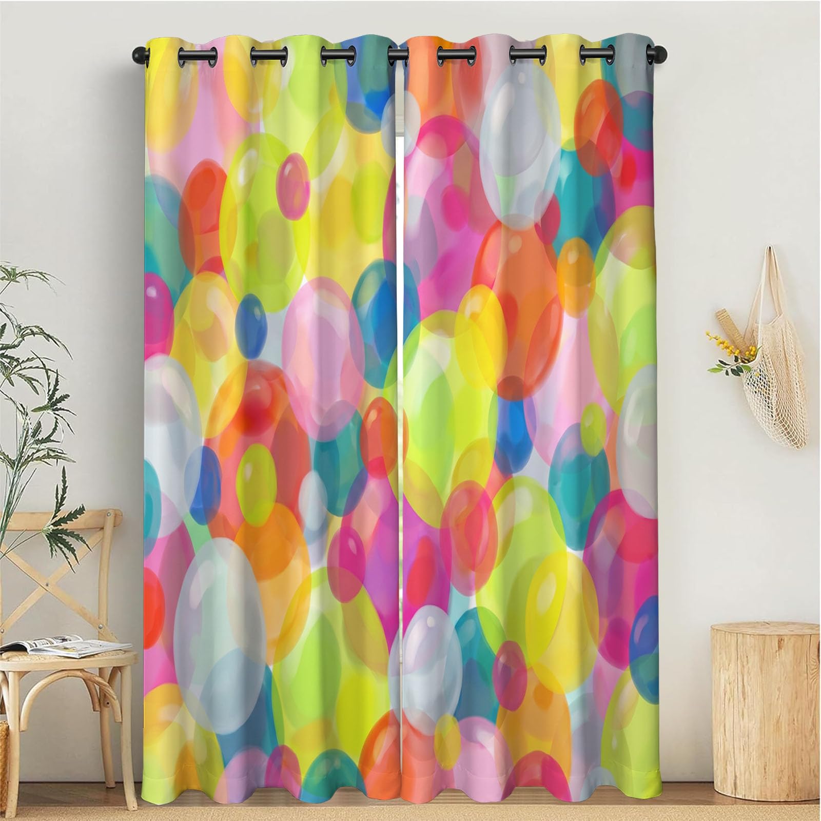 Rideau occultant ballons multicolores pour une ambiance joyeuse et cosy
