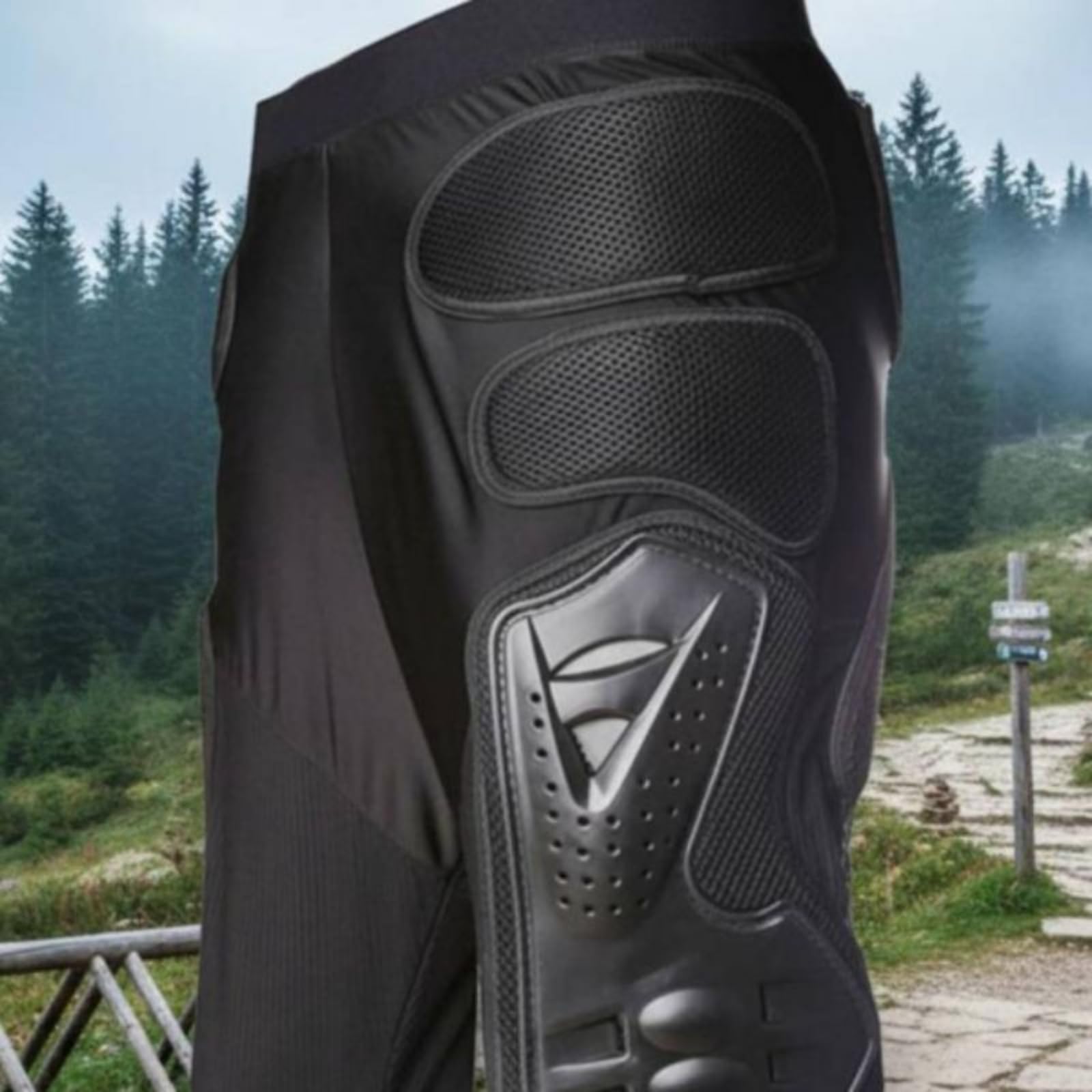 Pantaloni Motociclismo Protettivi Shorts Imbottiti Paracolpi Protezioni EVA Rinforzi Ginocchio Ventilazione Rete Fascia Elastica Sotto Pantaloni Adatti per Motocross Bici Training, Nero, XL