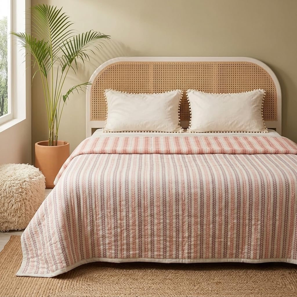 Peepul Tree Cotton Malmal Comforter - Blue & Pink -8