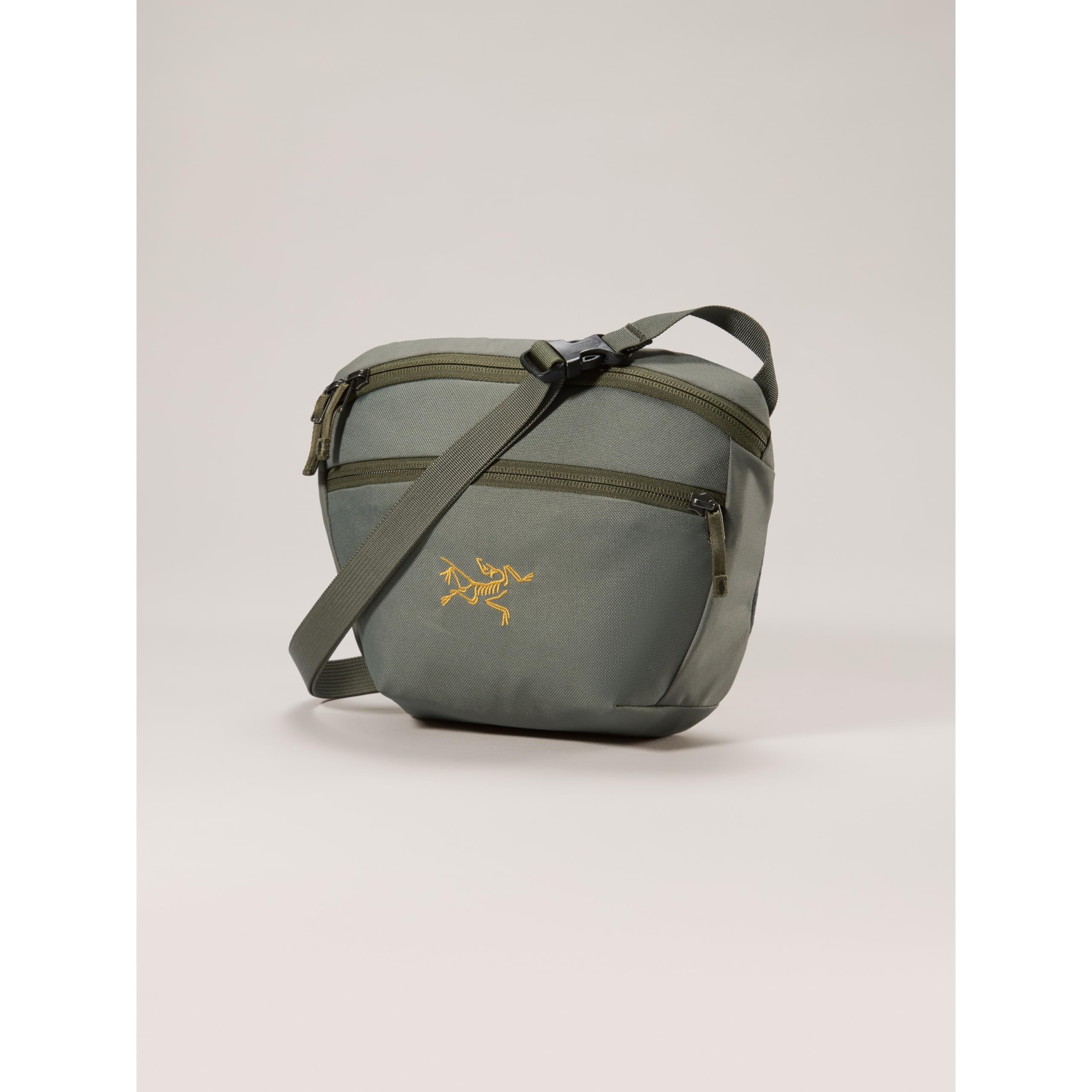 バッグ ARC'TERYX Mantis 2 Waist Pack Forage/Tat Amazon.co.jp: ARC'TERYX(アークテリクス) Mantis 2 Waist Pack Forage