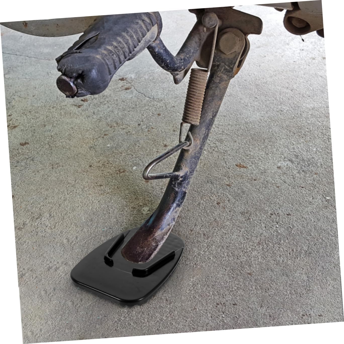 5pcs Motorcycle Kickstand Pads Black Side Stand Support Cushions for Enhanced Stability Soft Ground Lightweight and Portable Kickstand Extensions