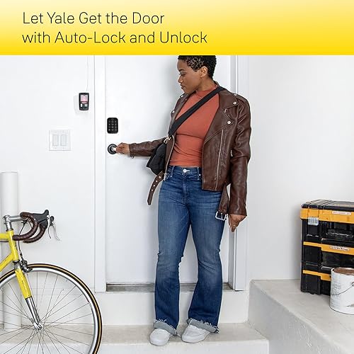 Miniatura 2 de Yale Assure Lock 2 - Cerradura inteligente de puerta de entrada sin llave de níquel satinado con teclado conectado Wi-Fi para entrada de código y