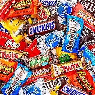 Assorted Variety Pack of Fun Size Chocolate Candy - Individually Wrapped Chocolate Mix for Parties, Gift Bags, and Everyday Treats (2 LB) - Amazon product rated Grade B