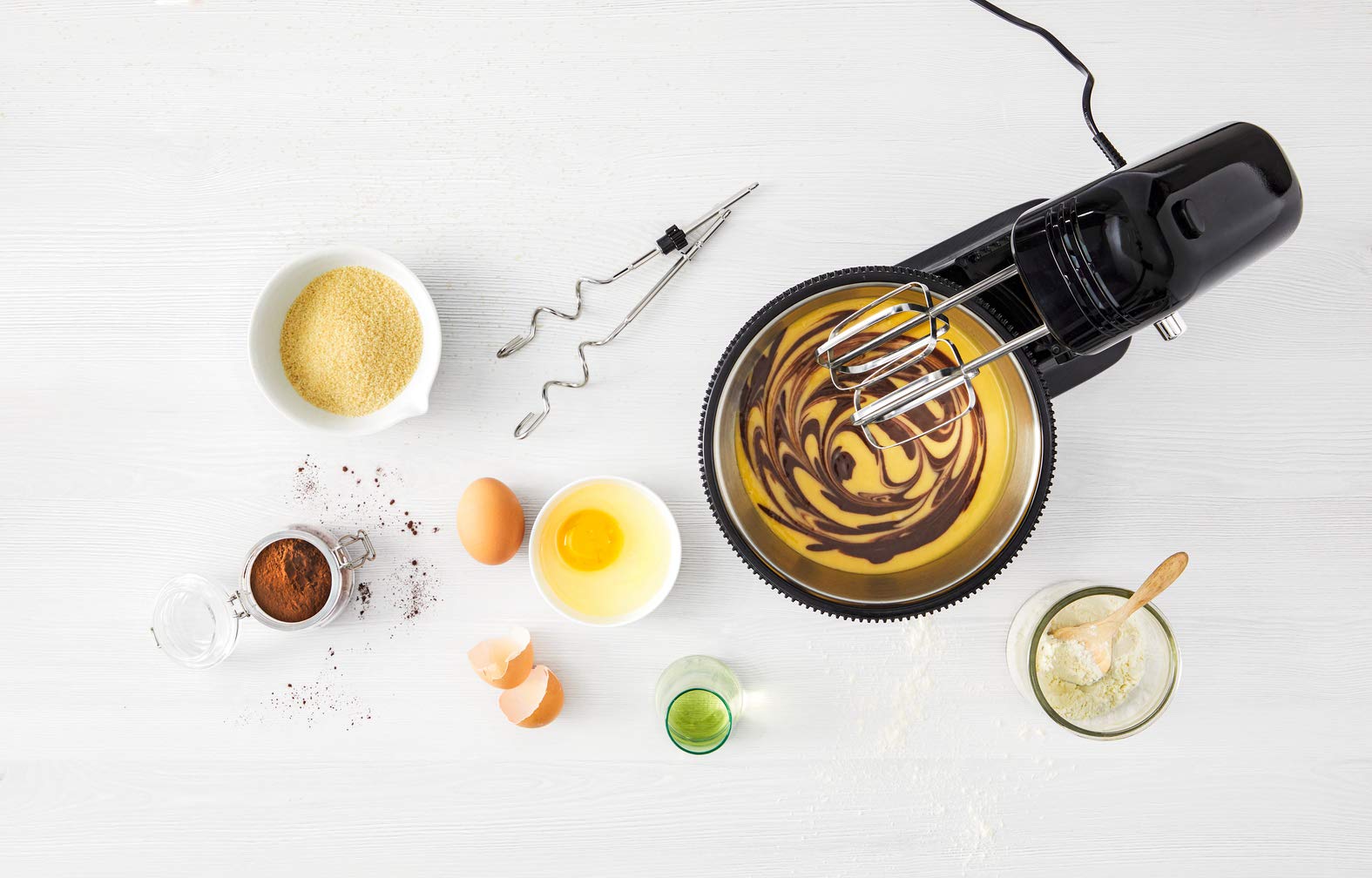 Moulinex Oh My Cake QA1108 Robot de repostería 300 W, movimiento planetario, bol de acero inoxidable de 4 L, 5 velocidades, 2 varillas, 2 ganchos de amasar, accesorios aptos para lavavajillas