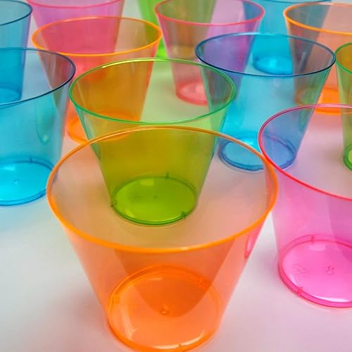 Miniatura 6 de Vasos de plástico para fiestas de Party Essentials, 9 onzas de capacidad, con brillo, Variado neón, 600