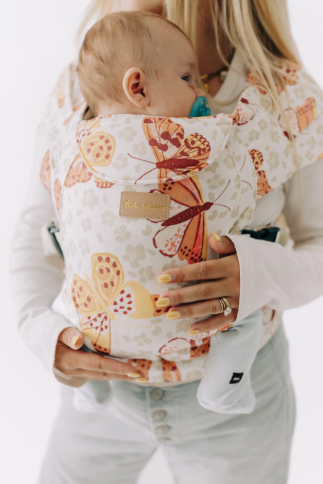 Amazon.com: Tushbaby Pearl Wrap Baby Carrier for Newborns 8–20 lbs