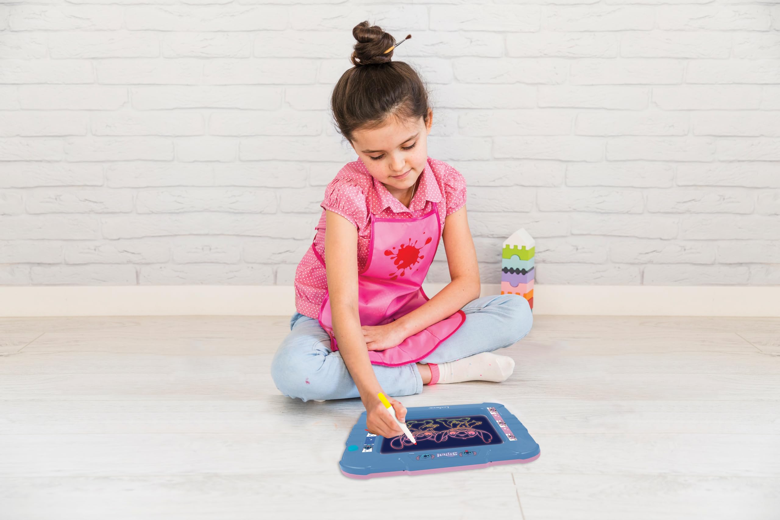 Lexibook, Disney Stitch, Tabliczka elektroniczna, CRNEOD | Efekt światła neonowego, 8 efektów świetlnych, 6 wzorów, 2 kolorowe markery i ściereczka