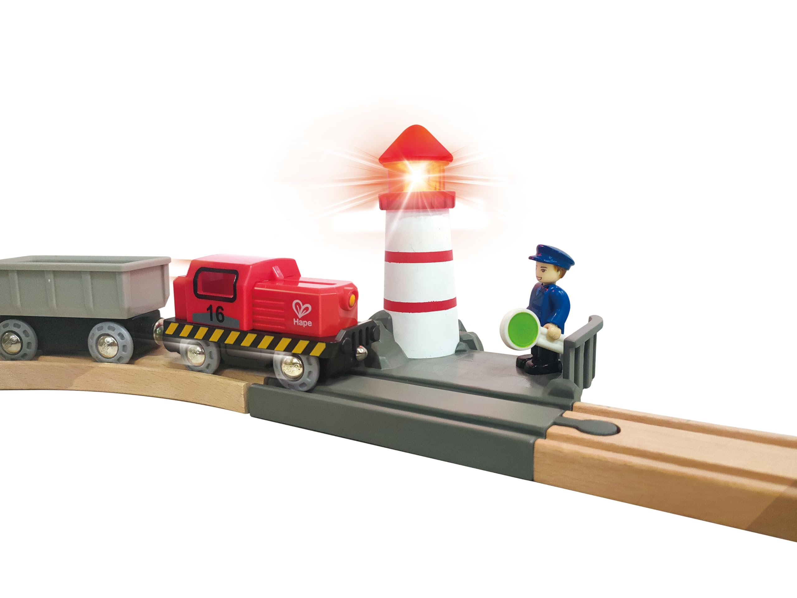 Hape Bahn- und Seefracht Set - Eisenbahn für Kinder, Holz-Frachtzug und Frachtschiff mit Kran, 2-in-1 Eisenbahn- und Hafen-Spielset, ab 3 Jahren